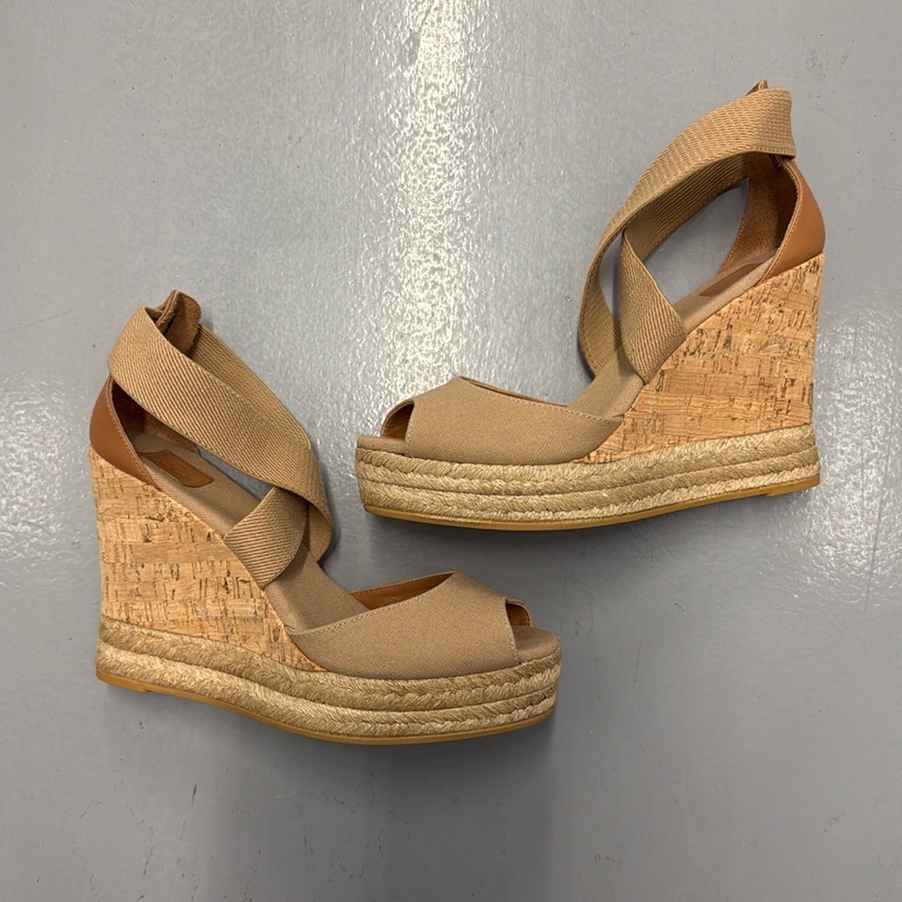 Never Worn Tory Burch Wedges